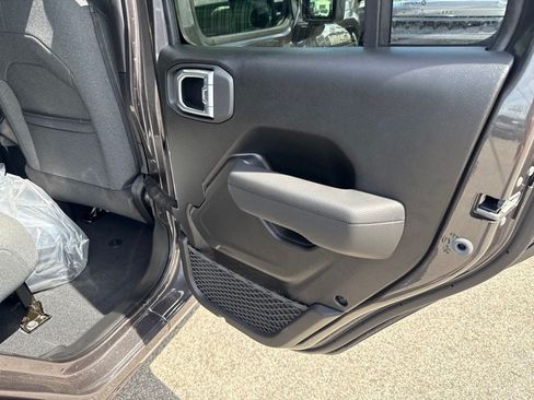 New 2026 Jeep Wrangler Unlimited Sport AWD/4WD image 25