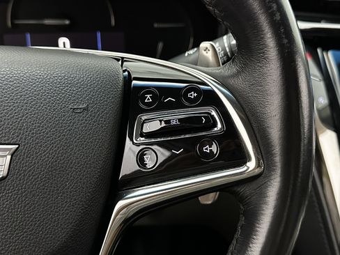 Used 2019 Cadillac CTS RWD image 19