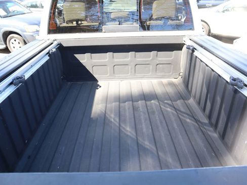 Used 2016 RAM 1500 Laramie w/ Convenience Group image 14