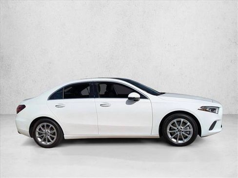 Used 2019 Mercedes-Benz A 220 4MATIC image 4