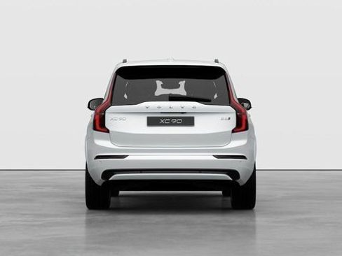 New 2026 Volvo XC90 B6 Ultra w/ Protection Package AWD/4WD image 4