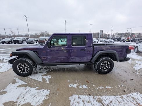 New 2026 Jeep Gladiator Rubicon w/ Steel Power Dome Hood Package AWD/4WD image 7