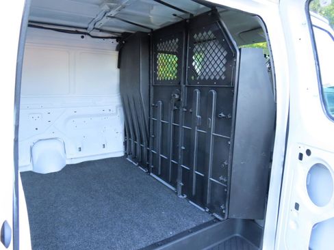 Used 2013 Ford E-250 and Econoline 250 RWD image 18