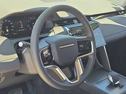 Certified 2025 Land Rover Discovery Sport S AWD/4WD image 18