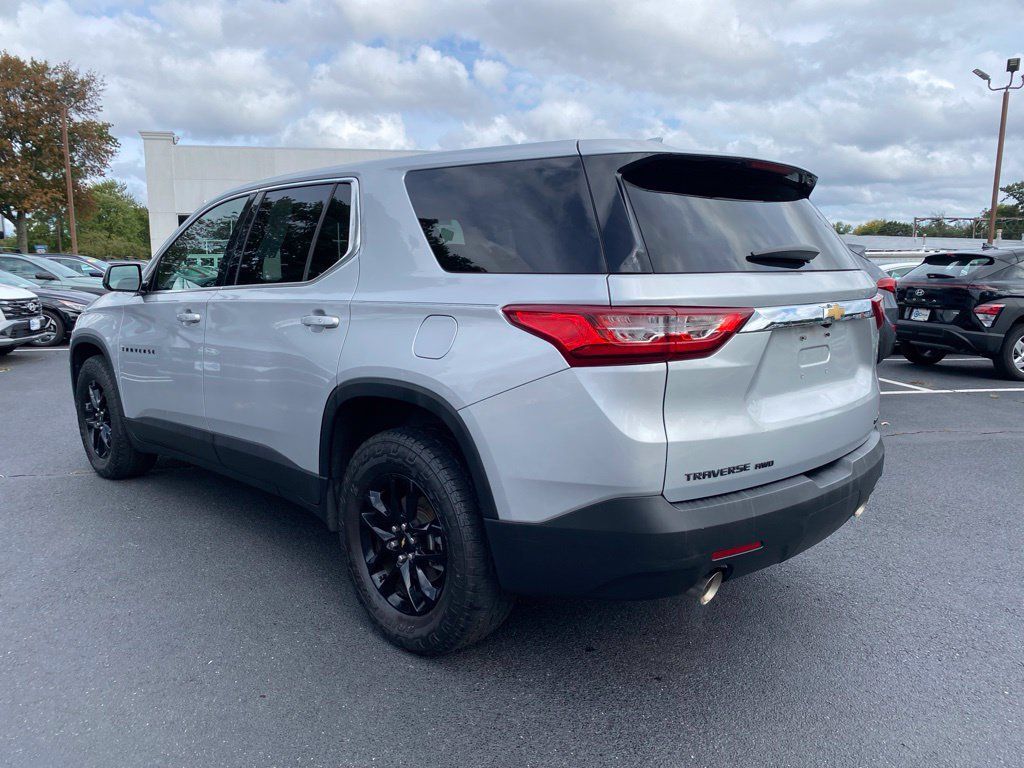 Used 2019 Chevrolet Traverse LS w/ LPO, Floor Liner Package AWD/4WD image 8