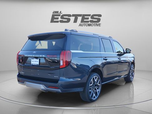 New 2026 Ford Expedition Max Platinum w/ Platinum Ultimate Package AWD/4WD image 3