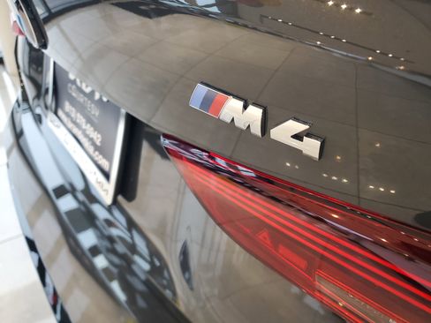 Used 2025 BMW M4 Coupe w/ Executive Package image 7