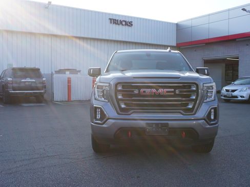 Used 2020 GMC Sierra 1500 AT4 image 2