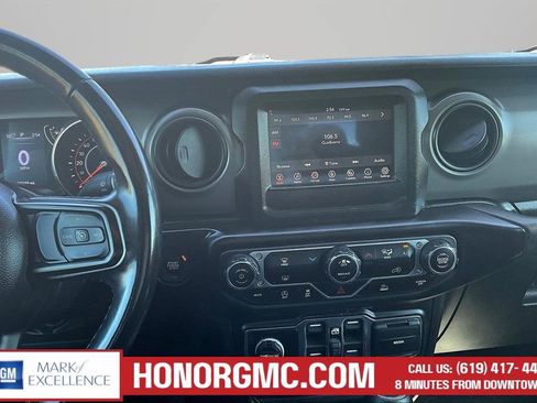 Used 2022 Jeep Gladiator Sport AWD/4WD image 10