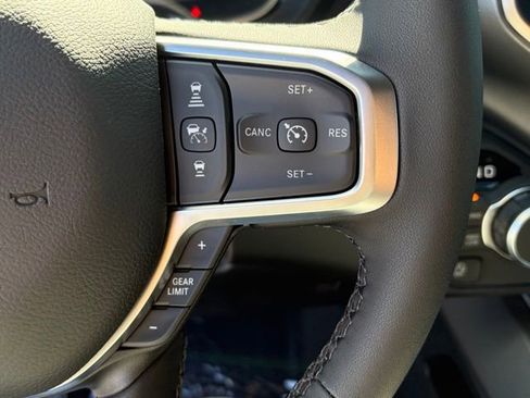 New 2026 RAM 1500 4x4 Crew Cab image 17