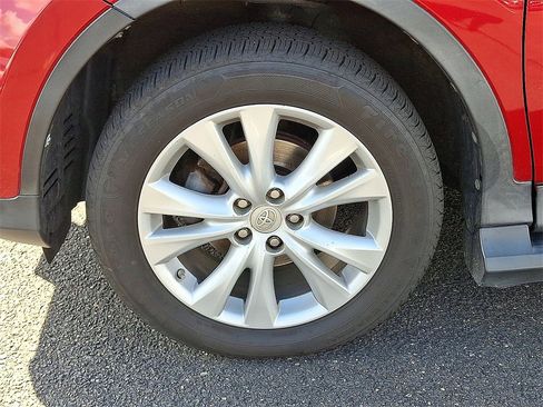 Used 2013 Toyota RAV4 Limited image 9