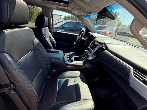 Used 2019 GMC Yukon XL SLT AWD/4WD image 44