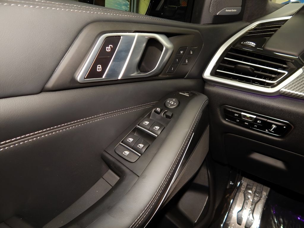 Used 2023 BMW X5 M w/ Executive Package AWD/4WD image 29
