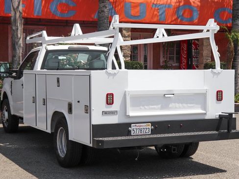 Used 2020 Ford F350 XL w/ Power Equipment Group RWD image 7