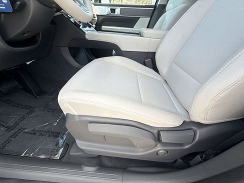 New 2026 Hyundai Santa Fe SE AWD/4WD image 12