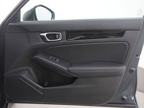 Used 2022 Honda Civic EX-L image 11