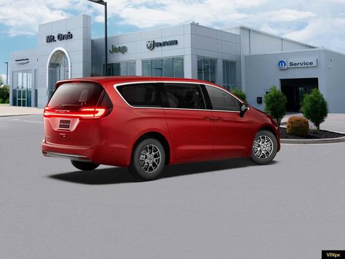 New 2027 Chrysler Pacifica Select FWD image 8