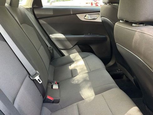 Used 2024 Kia Forte LXS image 8