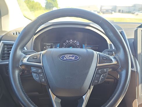Used 2022 Ford Edge SEL w/ Convenience Package AWD/4WD image 22