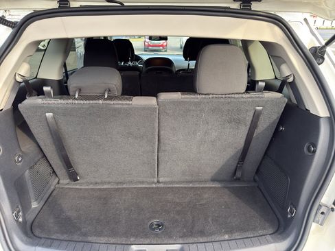 Used 2019 Dodge Journey SE w/ Connectivity Group FWD image 10