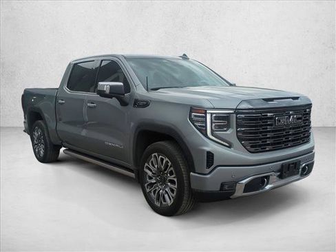 Used 2024 GMC Sierra 1500 Denali Ultimate image 3