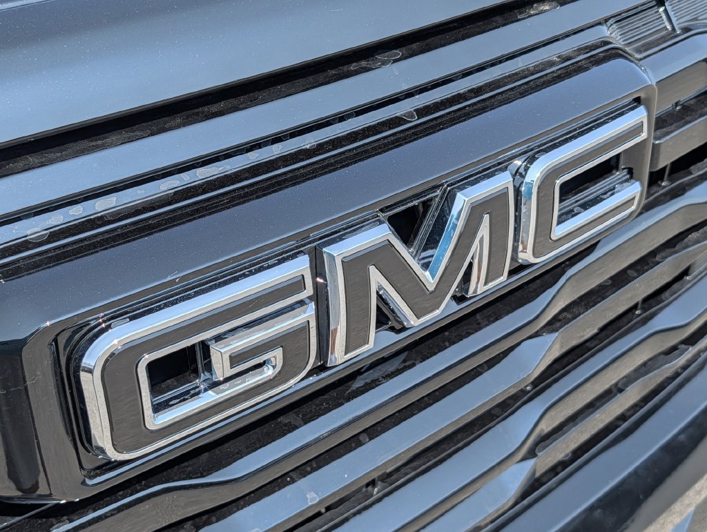 New 2027 GMC Terrain Elevation w/ Elevation Premium Package FWD image 34