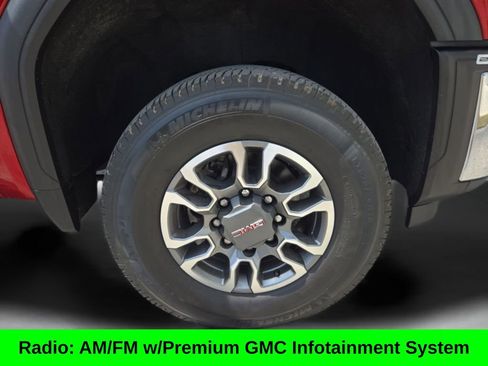 Used 2024 GMC Sierra 2500 SLT w/ SLT Premium Package image 10