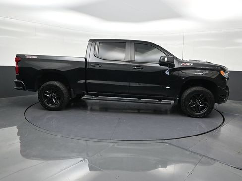 Used 2024 Chevrolet Silverado 1500 LT Trail Boss AWD/4WD image 7