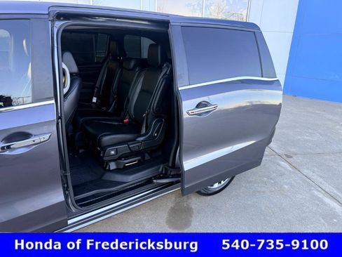 Used 2021 Honda Odyssey Touring image 16