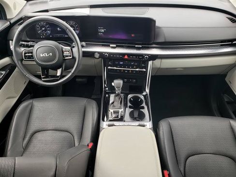 Certified 2024 Kia Carnival SX Prestige FWD image 18