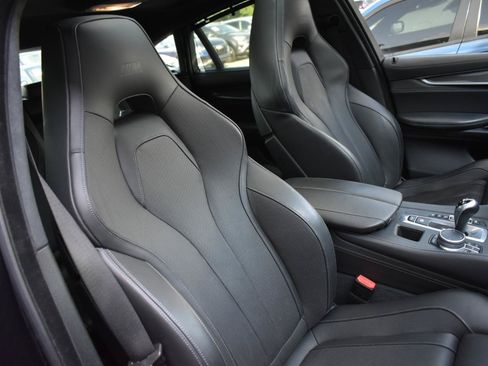 Used 2017 BMW X6 M AWD/4WD image 32
