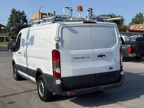 Used 2017 Ford Transit 150 130 Low Roof RWD image 5