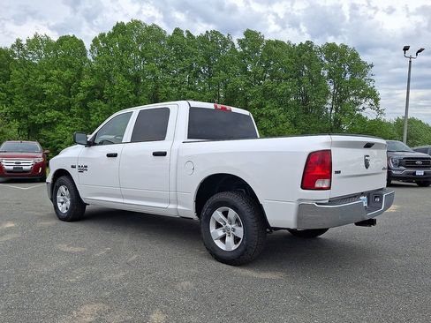 Used 2022 RAM 1500 Classic SLT w/ Protection Group AWD/4WD image 4