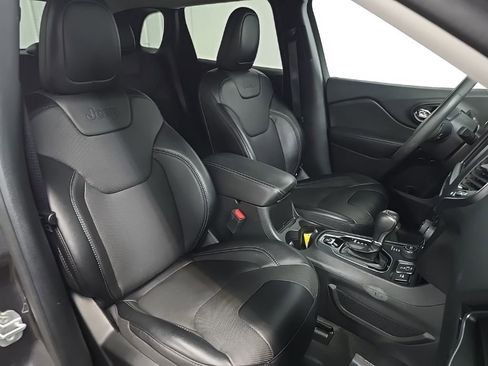 Used 2023 Jeep Cherokee Altitude Lux image 14