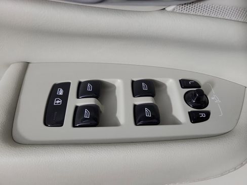 Certified 2024 Volvo XC90 T8 Ultimate w/ Protection Package Premier AWD/4WD image 26