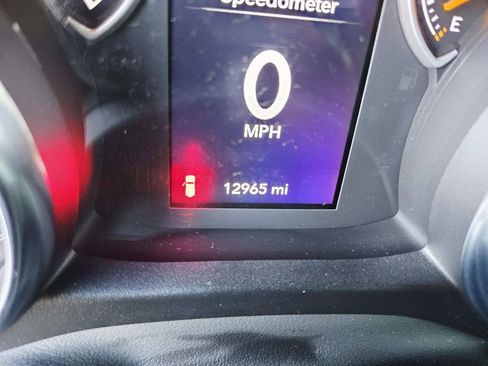 Used 2022 Jeep Wrangler Sport S image 26