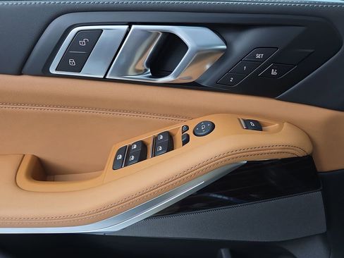 New 2026 BMW X5 M60i image 27