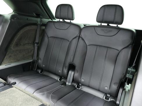 Used 2018 Bentley Bentayga Onyx Edition AWD/4WD image 61