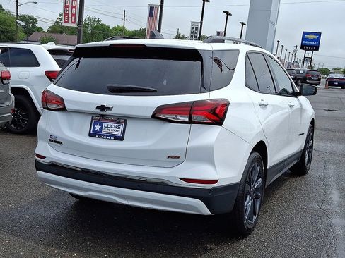 Used 2022 Chevrolet Equinox RS FWD image 11