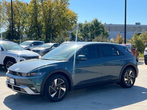 New 2026 Hyundai Ioniq 5 SE image 5