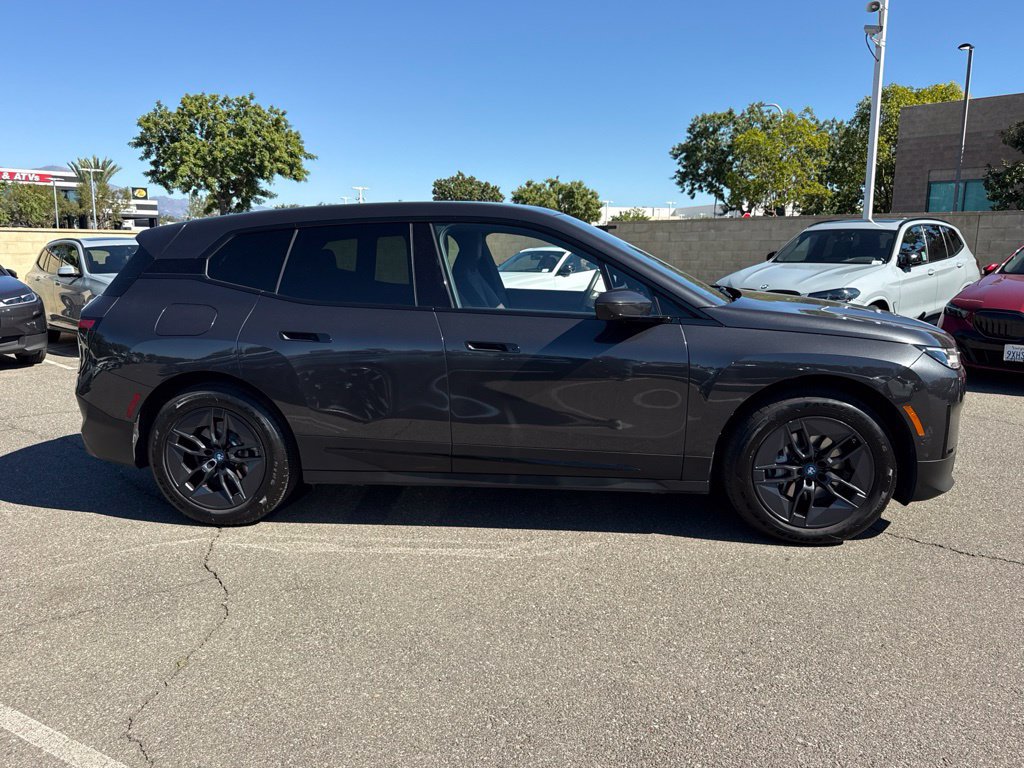 Certified 2024 BMW iX xDrive50 AWD/4WD image 7