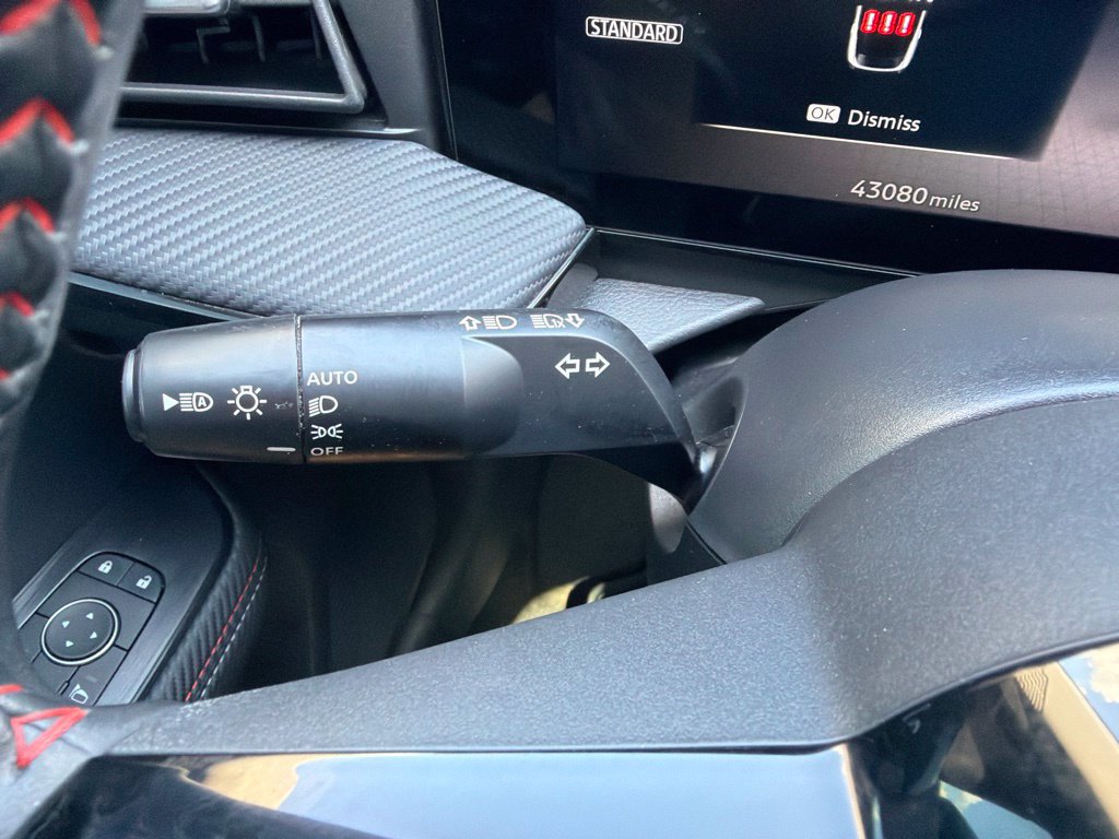 Used 2025 Nissan Kicks SR AWD/4WD image 29