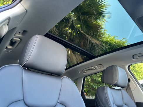 Used 2023 Audi Q5 e Premium Plus w/ Premium Plus Package image 17