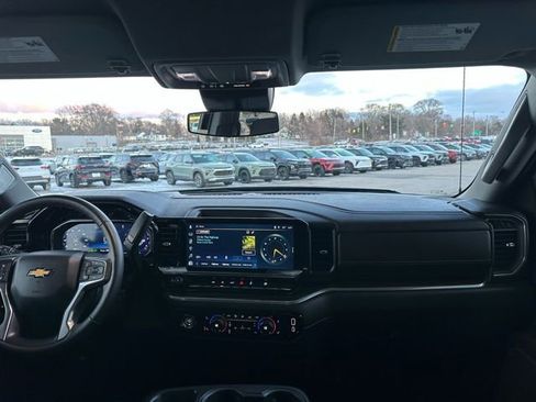 Certified 2024 Chevrolet Silverado 1500 LT image 27