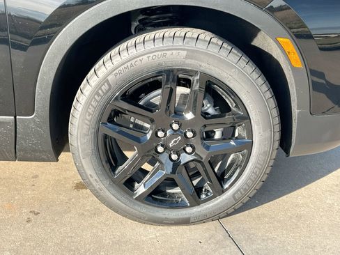 New 2025 Chevrolet Blazer LT w/ Driver Confidence Package image 10