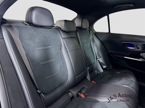 Used 2024 Mercedes-Benz C 63 AMG S image 34