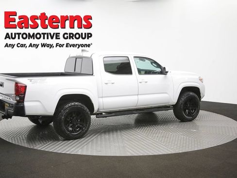 Used 2021 Toyota Tacoma SR AWD/4WD image 42