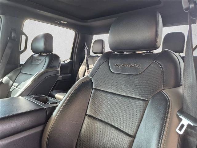 Used 2018 Ford F150 Raptor w/ Equipment Group 802A Luxury AWD/4WD image 12