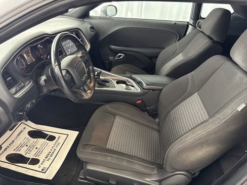 Used 2022 Dodge Challenger SXT w/ Blacktop Package image 7