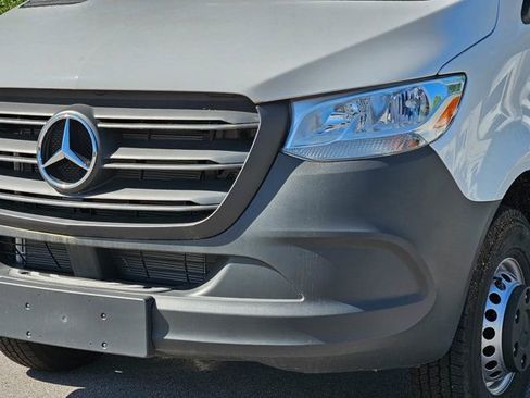 New 2024 Mercedes-Benz Sprinter 3500 image 8